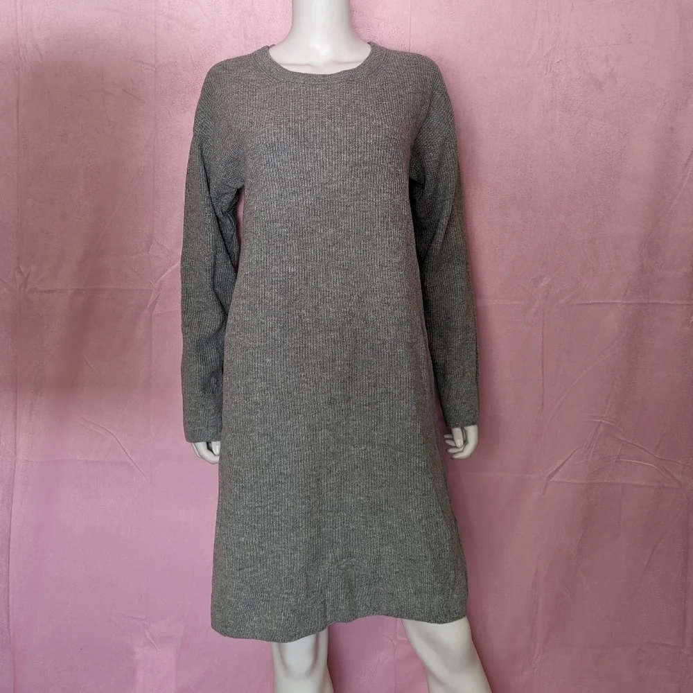Gap Gray Knit Crew Neck Long Sleeve Knitted Mini Dress size Medium